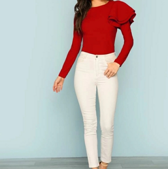 Long Sleeves Top With Tiered Ruffle Shoulder. - Picture 3 of 12